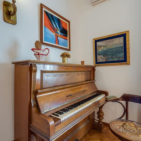 City Apartment With Garden - Happy Rentals Рієка Екстер'єр фото