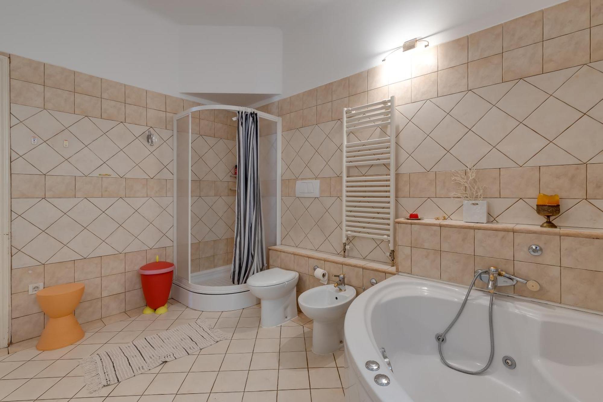 City Apartment With Garden - Happy Rentals Рієка Екстер'єр фото